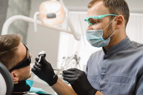 FAQs About Tooth Extractions